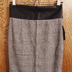 Pencil skirt, black and white check plaid